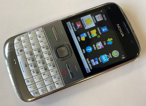Nokia smartphone mobile - e5-00,