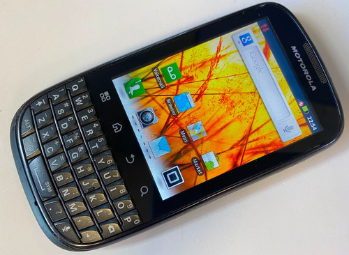 Cellulare motorola pro plus - cellulare,